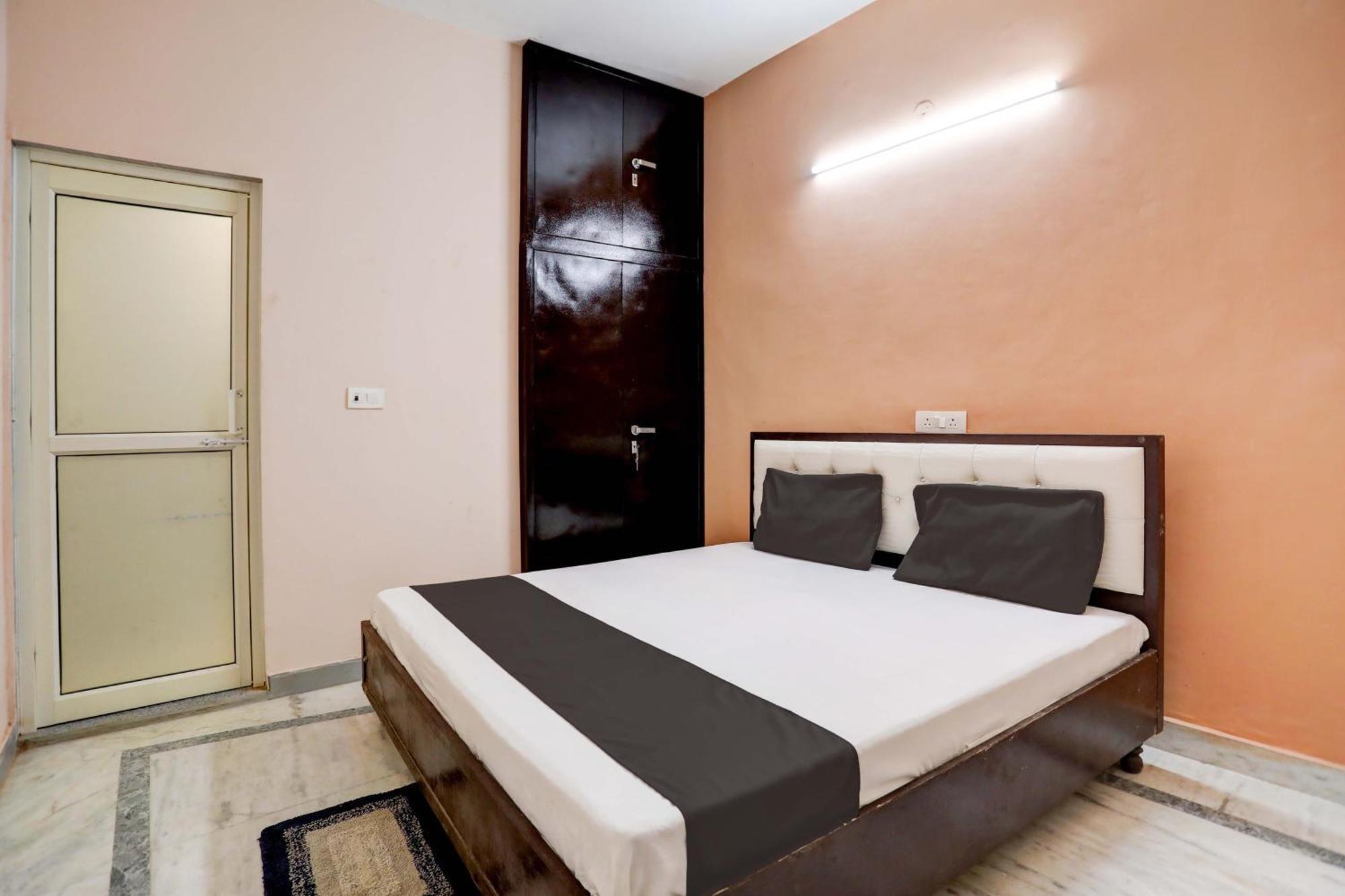 Hotel O Tilak Hotel 24 Sector 27 Near By Vinayak Hospital Gali No-6 Noida Luaran gambar