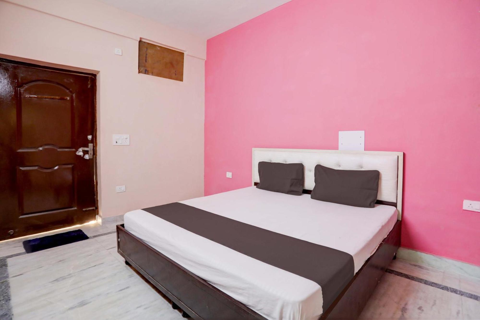 Hotel O Tilak Hotel 24 Sector 27 Near By Vinayak Hospital Gali No-6 Noida Luaran gambar