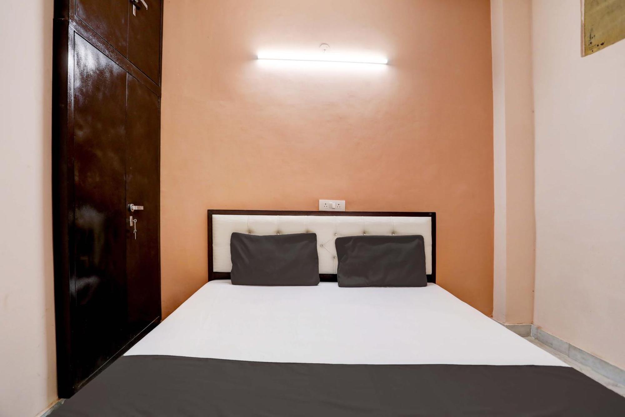 Hotel O Tilak Hotel 24 Sector 27 Near By Vinayak Hospital Gali No-6 Noida Luaran gambar