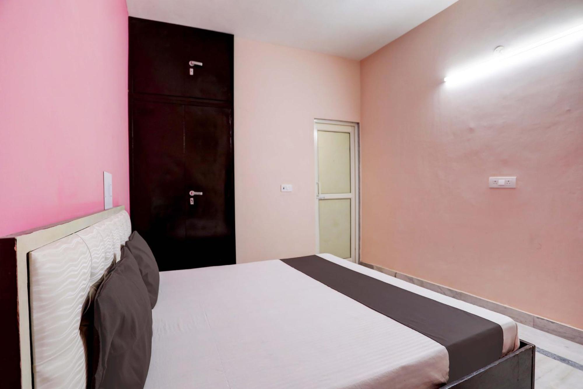 Hotel O Tilak Hotel 24 Sector 27 Near By Vinayak Hospital Gali No-6 Noida Luaran gambar